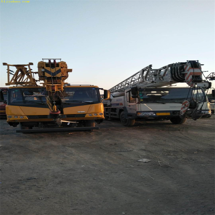 犍为吊车吊挖机正确办法